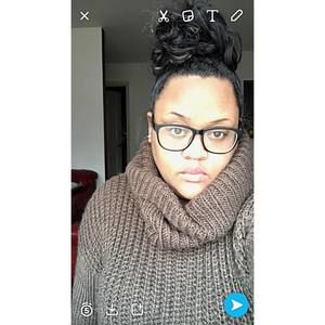 Meet your Posher, Natasha